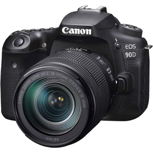 Canon Camera DSLR EOS 90D com lente 18 135 IS USM